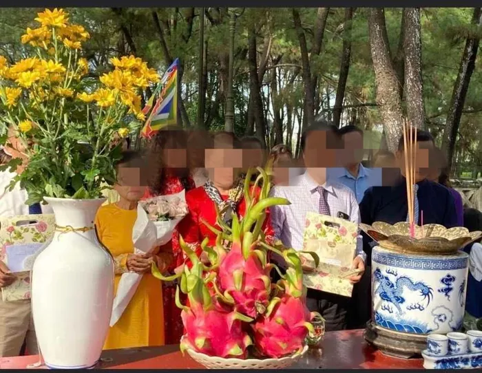 Dư luận bức xúc trước nhóm người phá bỏ nghi lễ truyền thống tại Thế Tổ Miếu và Đàn Nam Giao