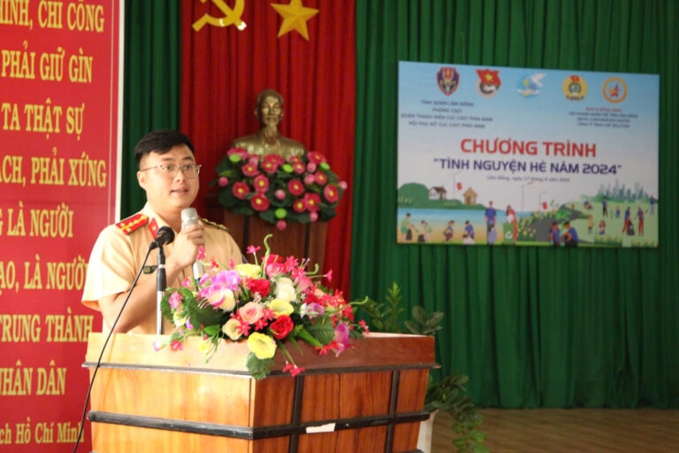 Ánh Sáng Vùng Cao: Đoàn Thanh Niên CSGT Phía Nam hỗ trợ thắp sáng đường quê cho xã Tà Hine