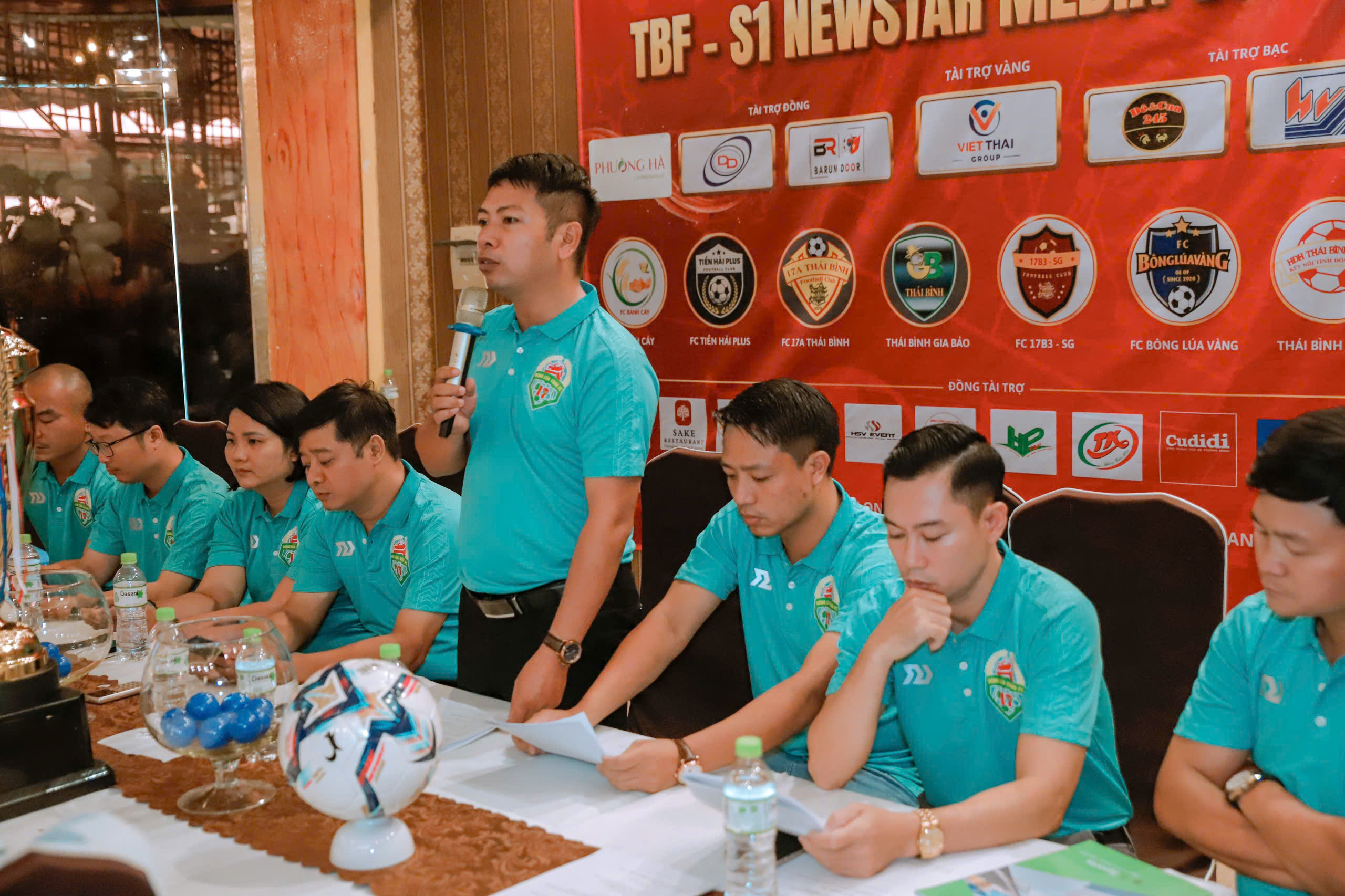 HỌP BÁO GIẢI BÓNG ĐÁ “BÓNG ĐÁ VÔ ĐỊCH S7” HỘI ĐỒNG HƯƠNG THÁI BÌNH LẦN I – TBF – S1 NEWSTAR MEDIA CUP 2024