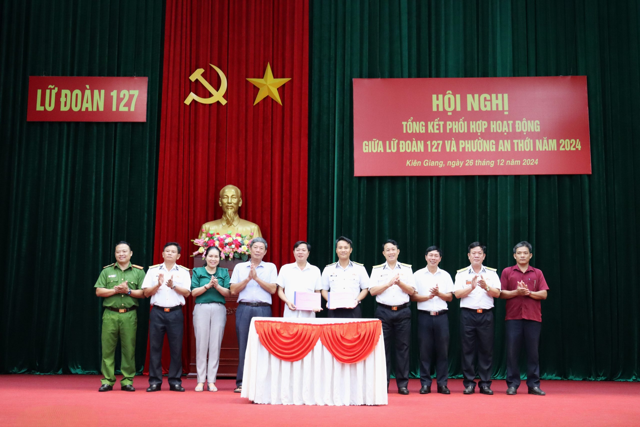 Lữ đoàn 127 và phường An Thới ký kết chương trình hoạt động năm 2025
