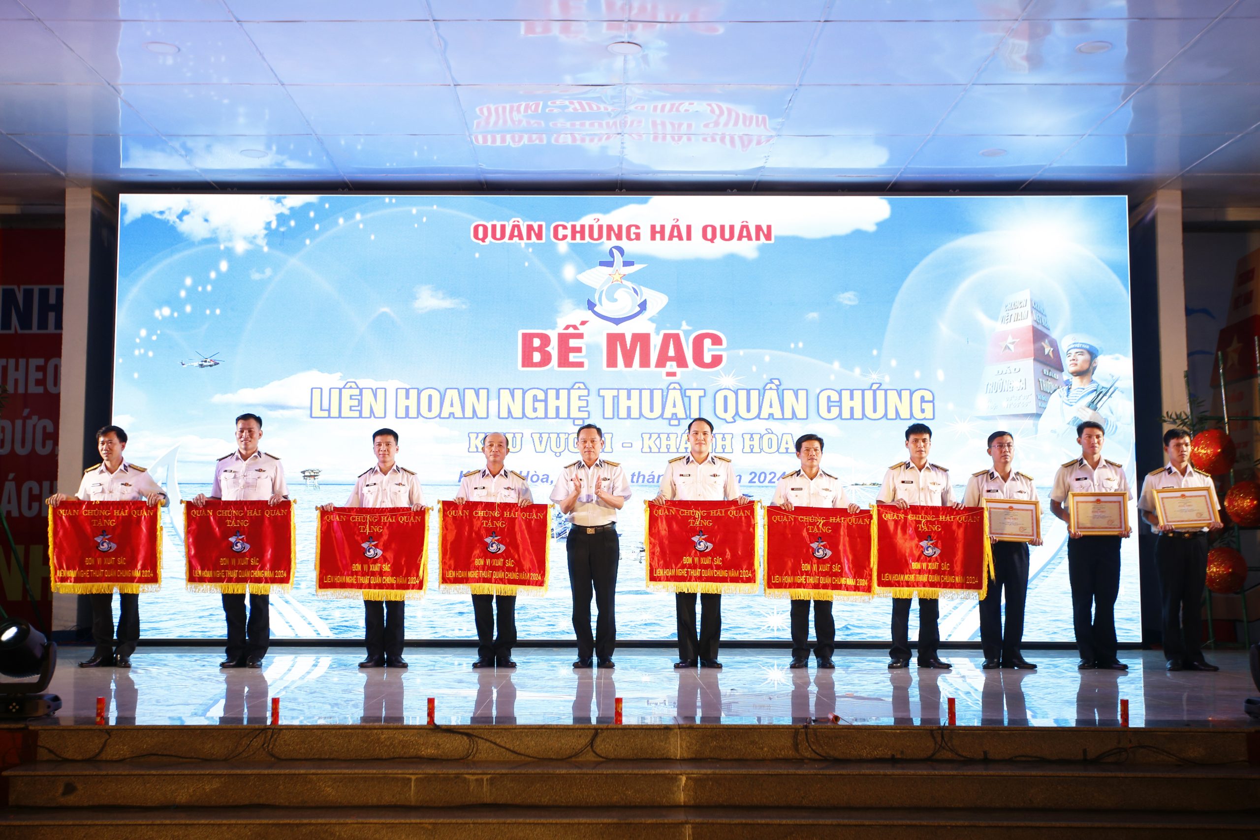 Đoàn nghệ thuật Bộ Tư lệnh Vùng 5 Hải quân đạt thành tích xuất sắc trong liên hoan nghệ thuật quần chúng