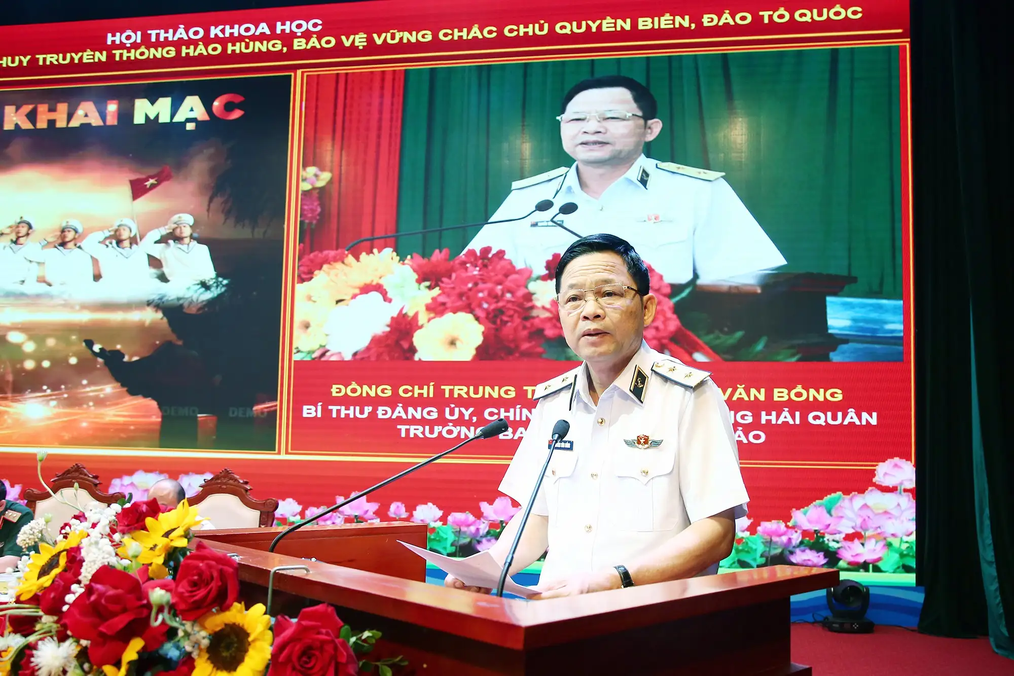 Hội thảo khoa học “Hải quân nhân dân Việt Nam phát huy truyền thống hào hùng, bảo vệ vững chắc chủ quyền biển, đảo Tổ quốc”