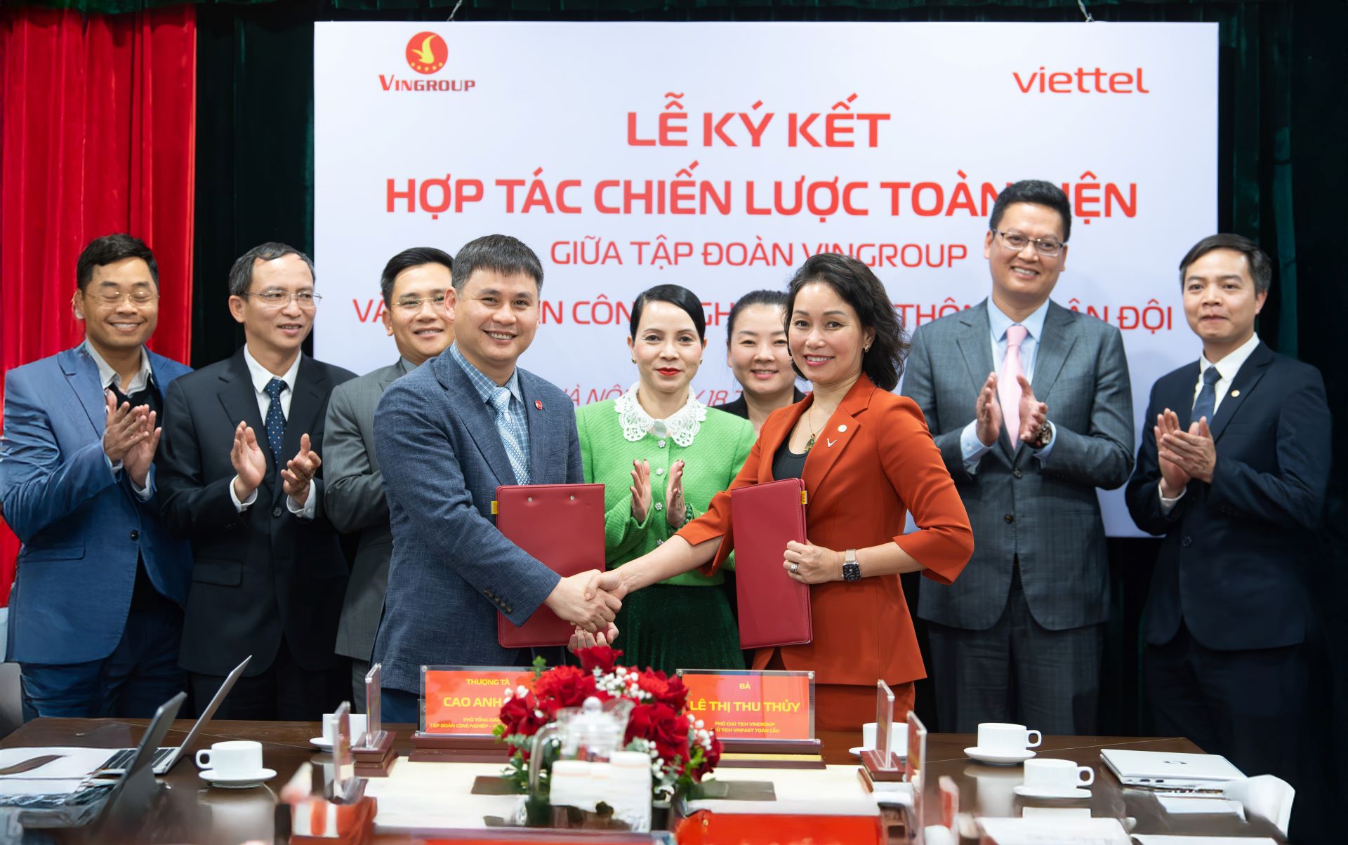 Vingroup và Viettel hợp tác thúc đẩy chuyển đổi xanh và chuyển đổi số doanh nghiệp- Ảnh 1. Vingroup và Viettel hợp tác thúc đẩy chuyển đổi xanh và chuyển đổi số doanh nghiệp- Ảnh 1.