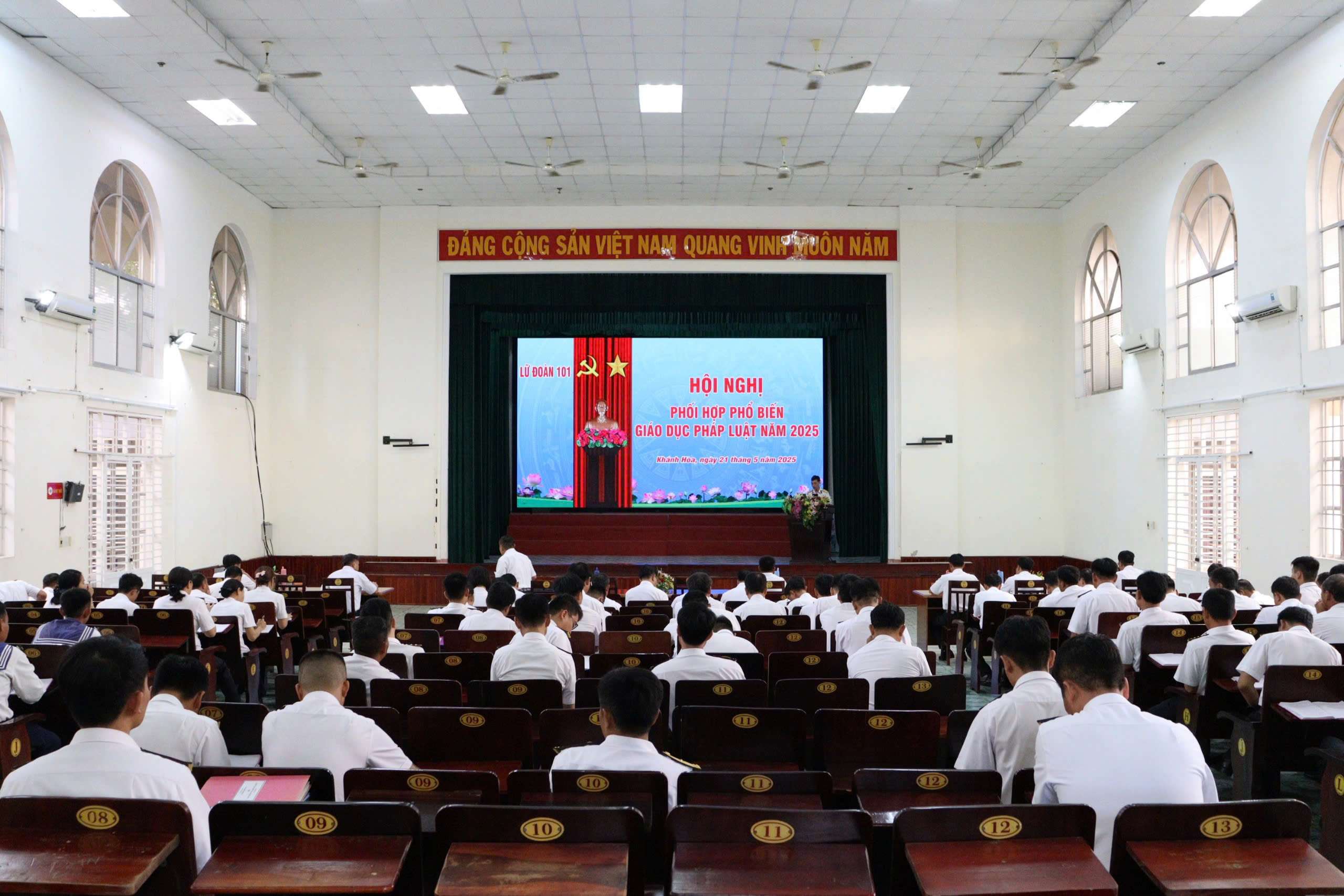 Lữ đoàn 101 phối hợp, phổ biến giáo dục pháp luật năm 2025